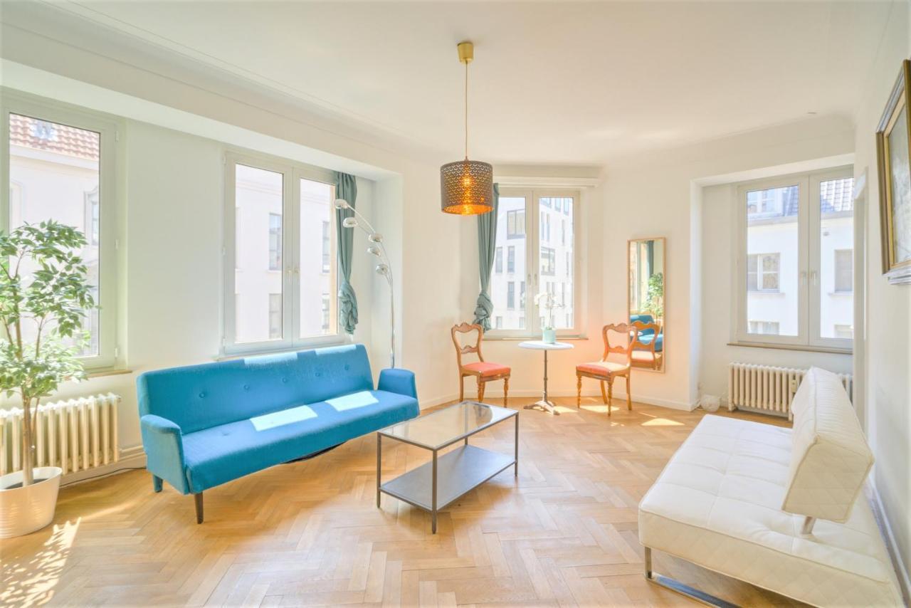 Cauliflower Lodge. Apartment In Heart Of Amberes Exterior foto